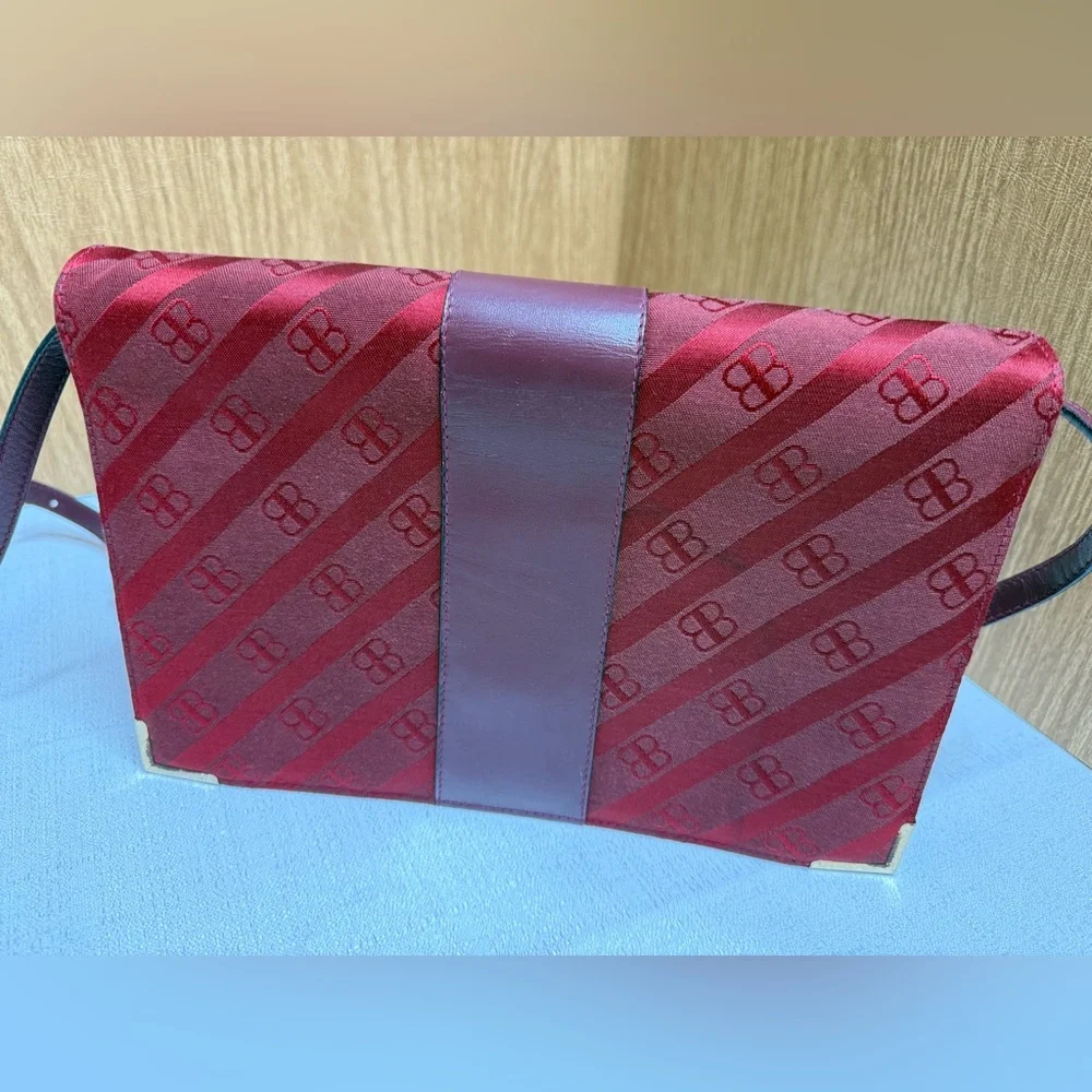 Vintage Balenciaga Clutch-see callouts - Picture 11 of 14
